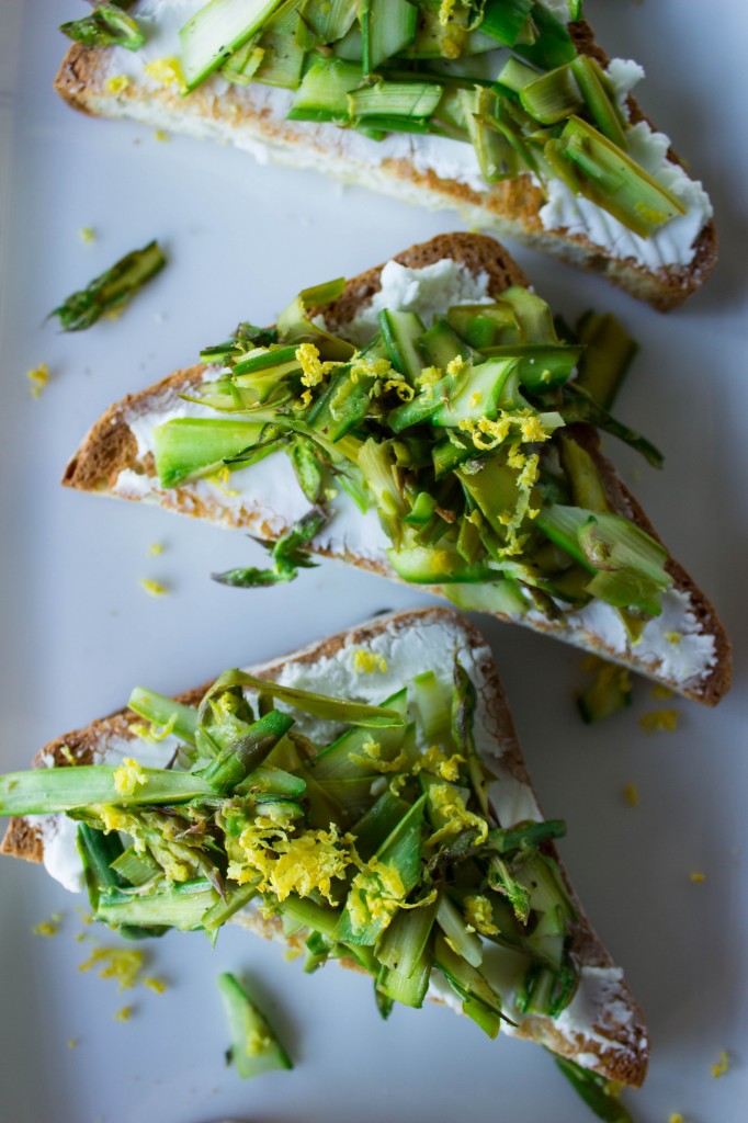 Asparagus & Goat Cheese Crostini