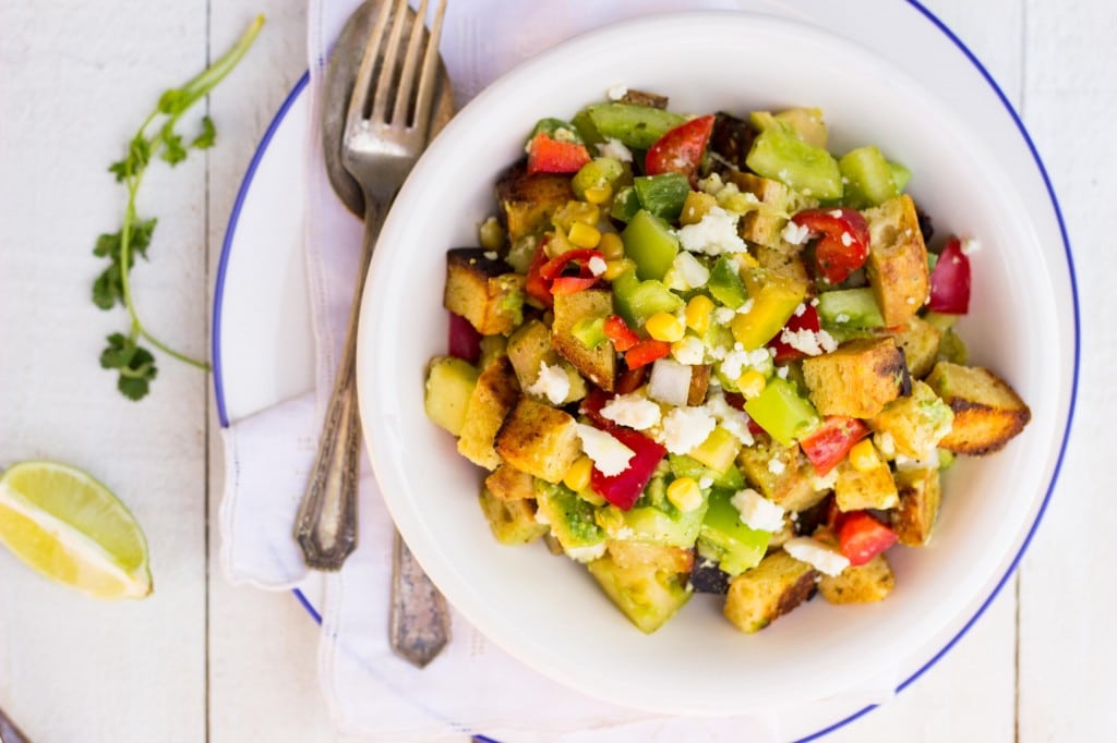 Green Tomato Southwest Panzanella Salad with Cilantro Lime Vinatgretteauto-9563