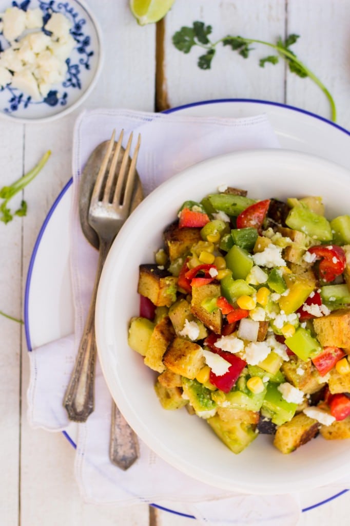 Green Tomato Southwest Panzanella Salad with Cilantro Lime Vinatgretteauto-9566