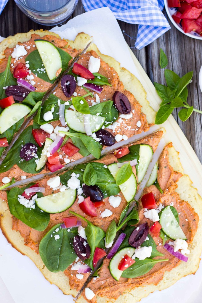 Sun-Dried Tomato & Basil Hummus Flatbread-4604