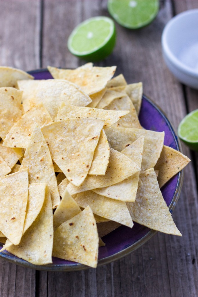 Hint of Lime Baked Tortilla Chips-0386