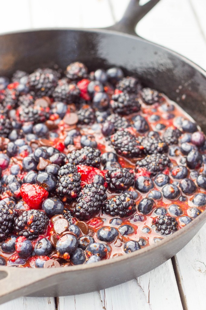 Mixed Berry Crisp with Chocolate and Pecans-0346