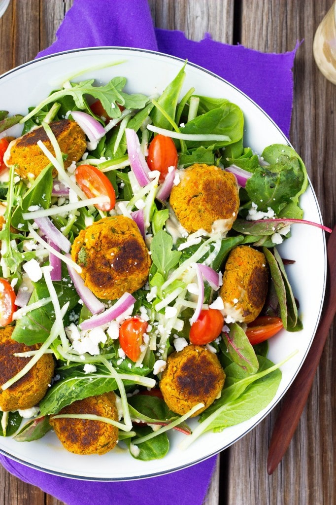 Roasted Carrot Falafel Salad with Citrus Tahini Dressing. Light, fresh, and delicious! #glutenfree #lunch