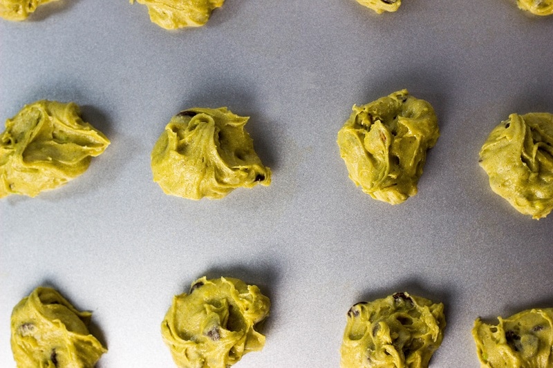 Avocado Cookies with Chocolate Chips & Pistachios-1417