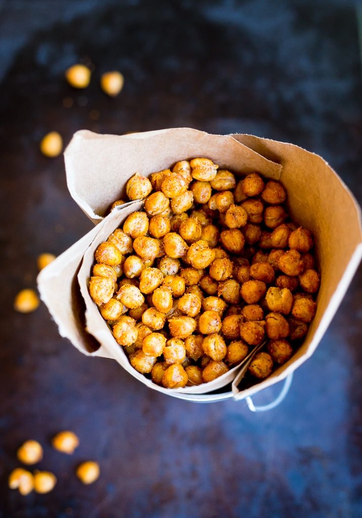 These Crispy BBQ Roasted Chickpeas are the perfect healthy and filling snack to enjoy anytime of the day! {gluten free, vegan}