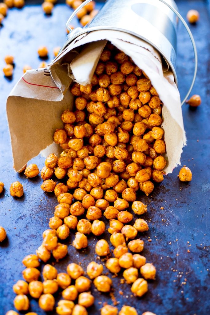 These Crispy BBQ Roasted Chickpeas are the perfect healthy and filling snack to enjoy anytime of the day! {gluten free, vegan}