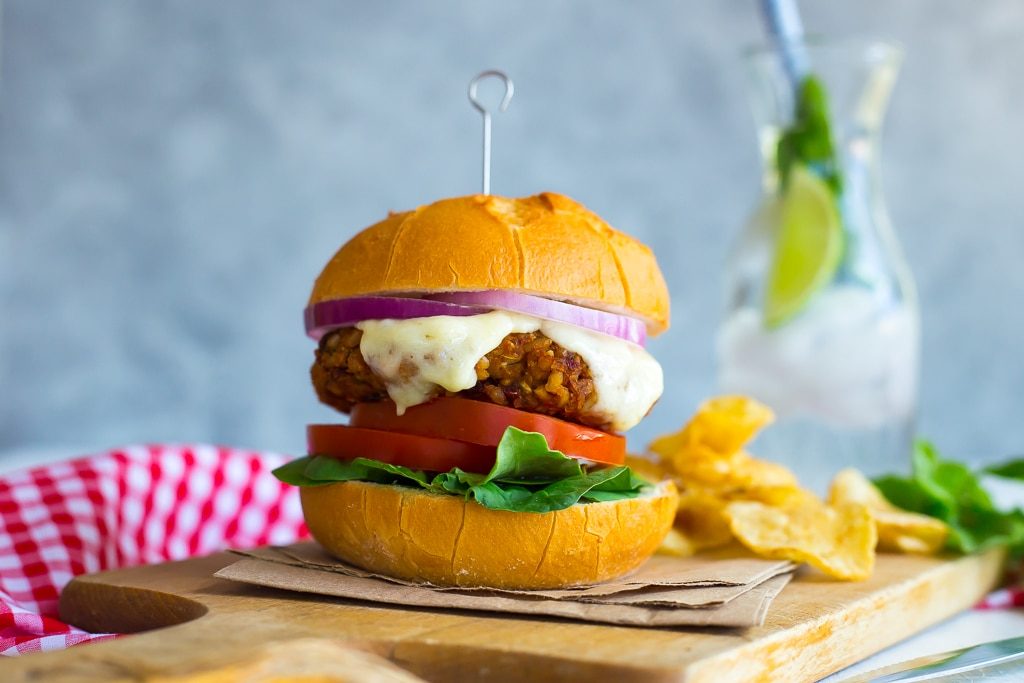 Sun-Dried Tomato and Basil Veggie Burgers-4569