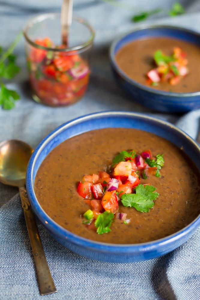 This easy and super flavorful Black Bean Soup with Pico De Gallo comes together in only 30 minutes which makes it perfect for any weeknight meal! {vegan, gluten free}