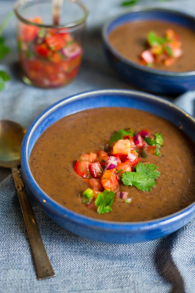 This easy and super flavorful Black Bean Soup with Pico De Gallo comes together in only 30 minutes which makes it perfect for any weeknight meal! {vegan, gluten free}