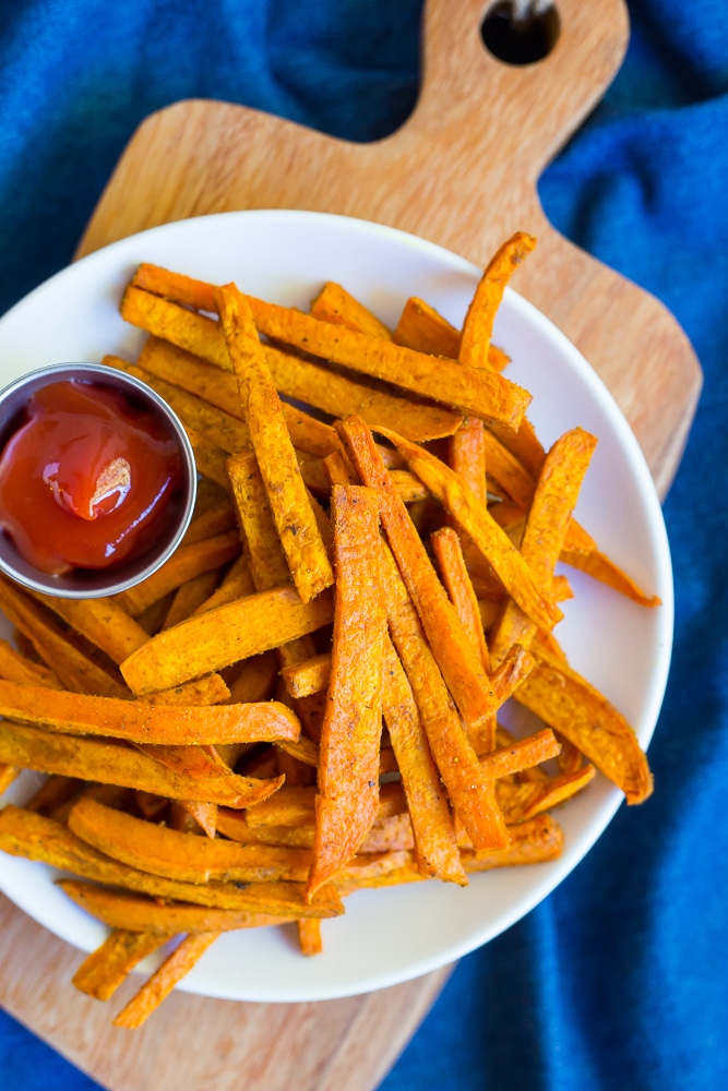 If you love regular sweet potato fries, then you will love these Moroccan Spiced Sweet Potato Fries!   They are full of great flavor and make for a perfect side dish!