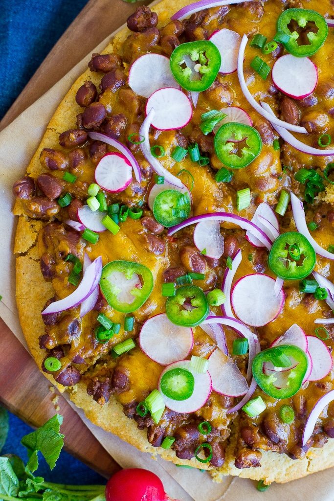 Vegetarian Chili Cornbread Pizza-2601