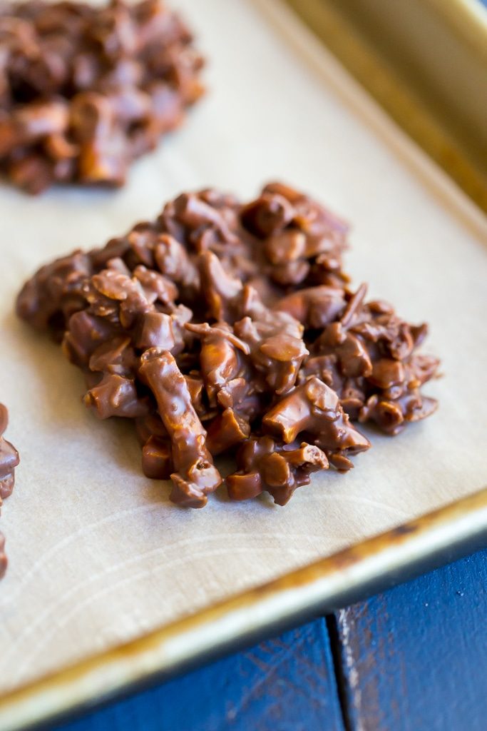 No Bake Chocolate Pretzel Peanut Butter Cookies!  So easy to make and they make for a delicious snack or dessert when you're craving cookies but don't want to turn on the oven! {gluten free}