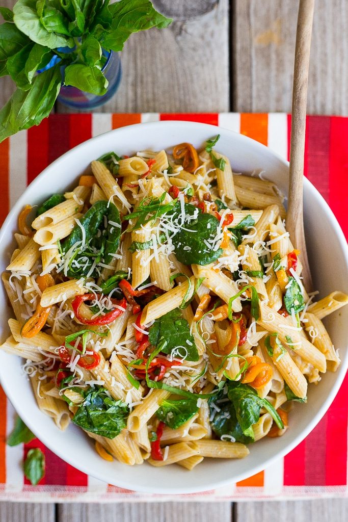 Balsamic Sweet Pepper Pasta with Spinach and Parmesan-5363