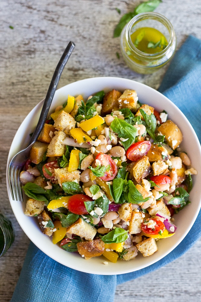 This Spinach and White Bean  Panzanella Salad with Basil Vinaigrette is fresh, filling and delicious!  It's the perfect meal for lunch that can also be made ahead! {gluten free}