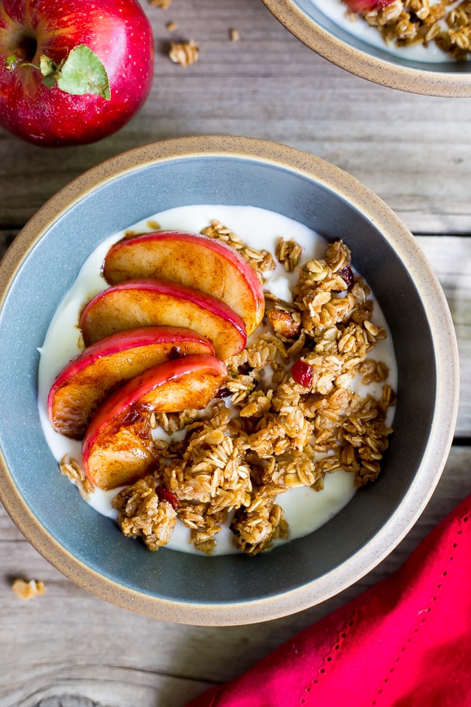 These Easy Apple Crisp Breakfast Bowls come together in only 10 minutes and give you a great excuse to eat apple crisp for breakfast!
