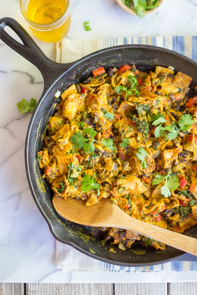 Cheezy Vegan Taco Skillet - This delicious dinner comes together quickly for an easy and delicious weeknight meal with a hint of pumpkin! {vegan, gluten free}