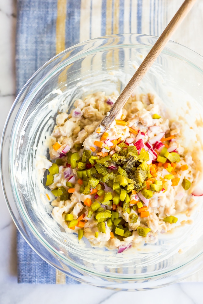 These Chickpea and Whitebean Salad Sandwiches are so easy to make and perfect for a quick and healthy lunch! {vegan}