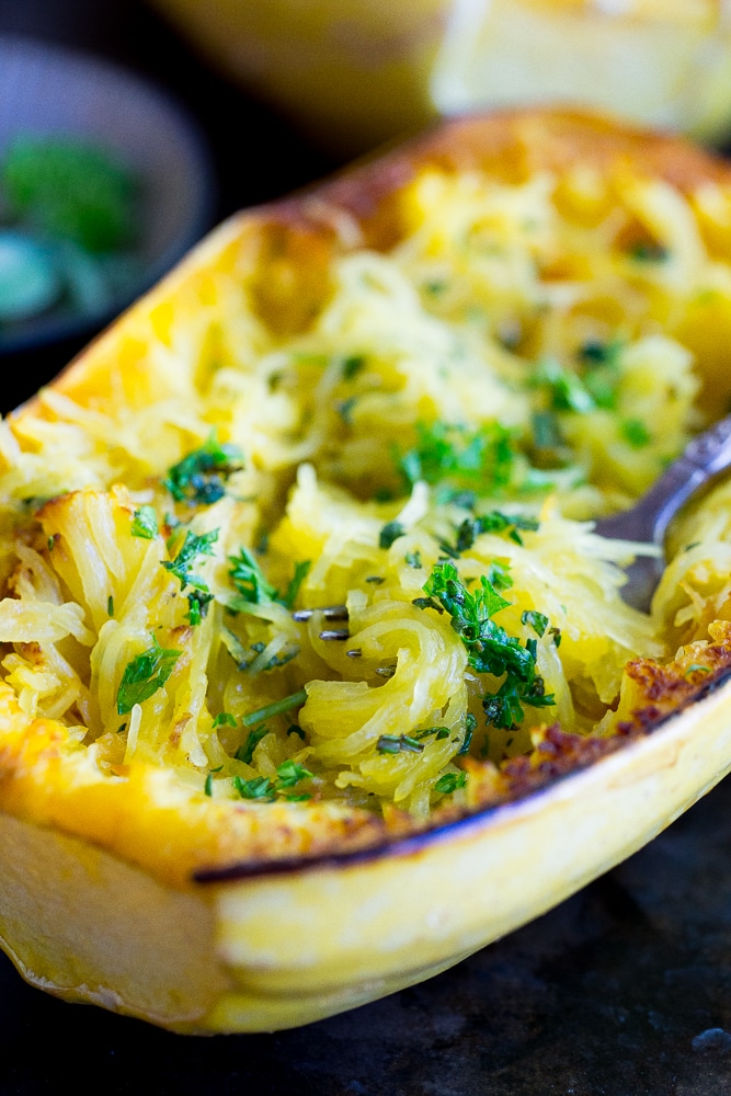 garlic-and-herb-spaghetti-squash-boats-7483