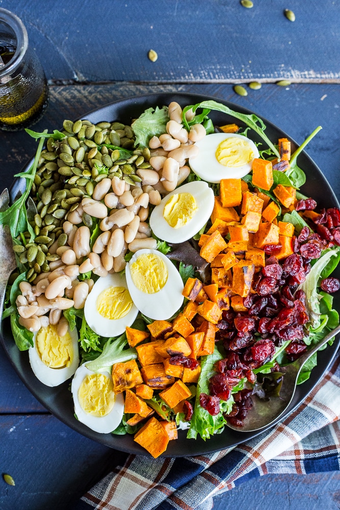 30 Vegetarian Main Dish Salad Recipes - She Likes Food