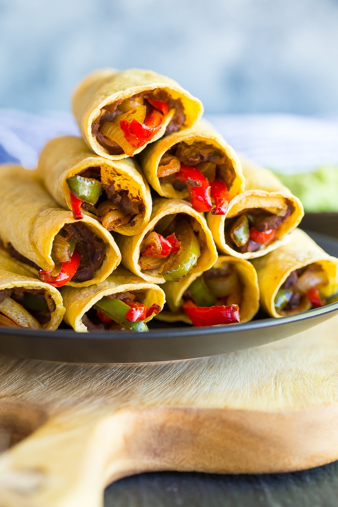 Baked-Fajita-Taquitos-6081