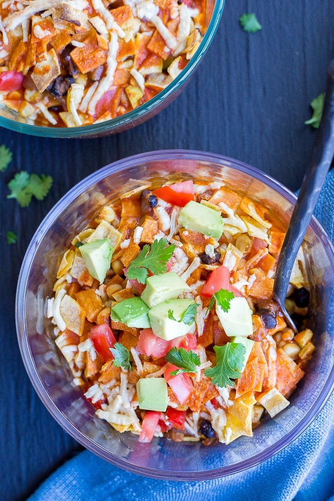 Make Ahead Enchilada Lunch Bowls - Cook these bowls on Sunday and you'll have a delicious and healthy lunch all week long!  They're gluten free and vegan!  Great vegetarian work lunch recipe!