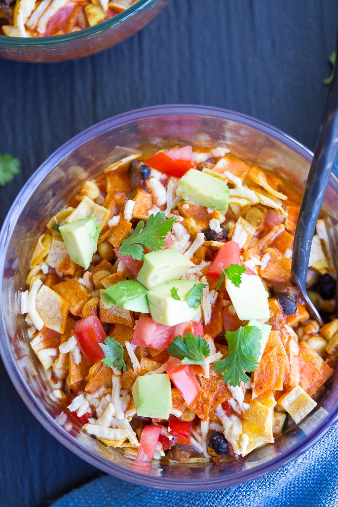 Make Ahead Enchilada Lunch Bowls - Cook these bowls on Sunday and you'll have a delicious and healthy lunch all week long!  They're gluten free and vegan!  Great vegetarian work lunch recipe!