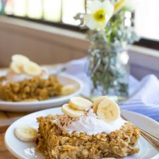 Peanut Butter and Banana Oatmeal Bake-image