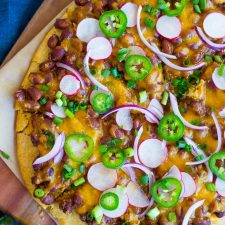 Vegetarian Chili Cornbread Pizza-image