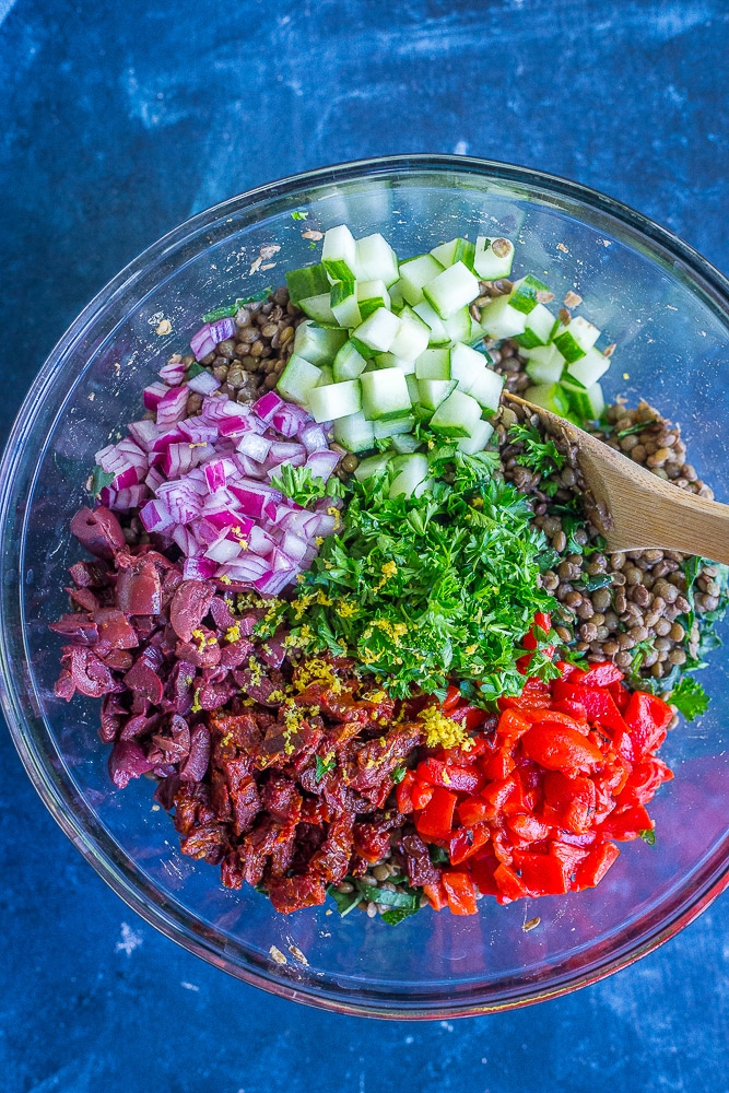 This Mediterranean Lentil Salad is a healthy and filling salad that's so easy to make! It's great for a side dish or lunch! Gluten free and vegetarian!