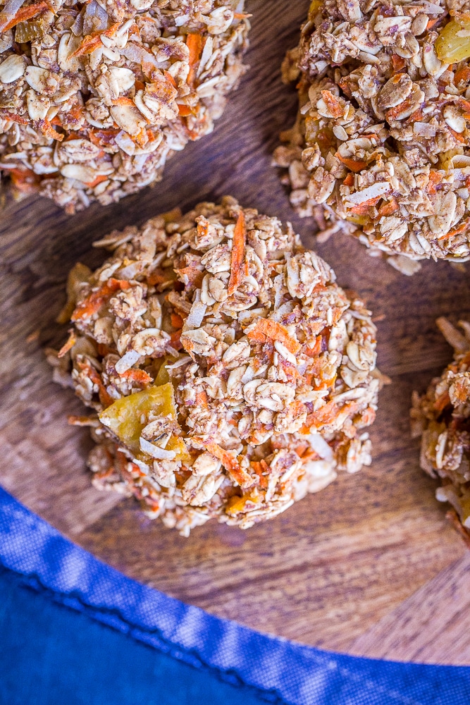 These Healthy Carrot Cake Breakfast Cookies are perfect for an easy make ahead breakfast or snack! They're packed with lots of carrots, coconut and pineapple and filled with lots of warm spices! They're gluten free, vegan and refined sugar free too!