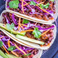 20 Minute BBQ Black Bean Tacos
