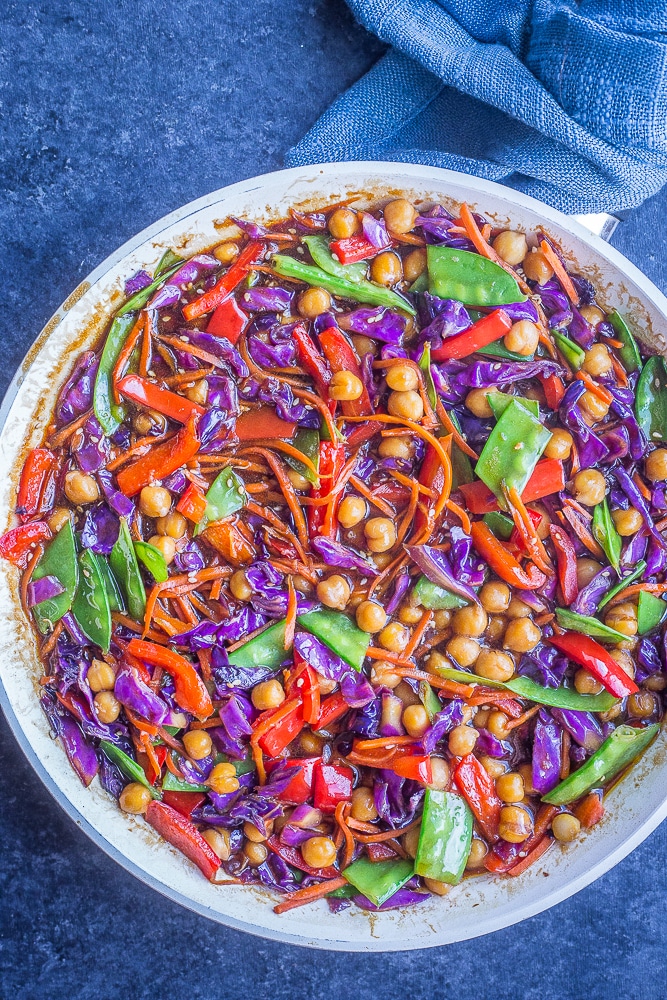 A pan of stir fry made with the best stir fry sauce