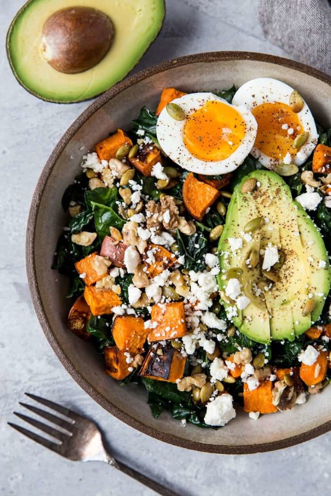 kale salad with avocado