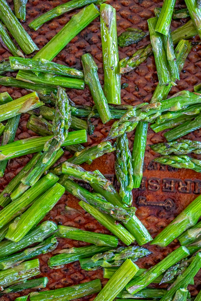 a tray of roasted asparagus