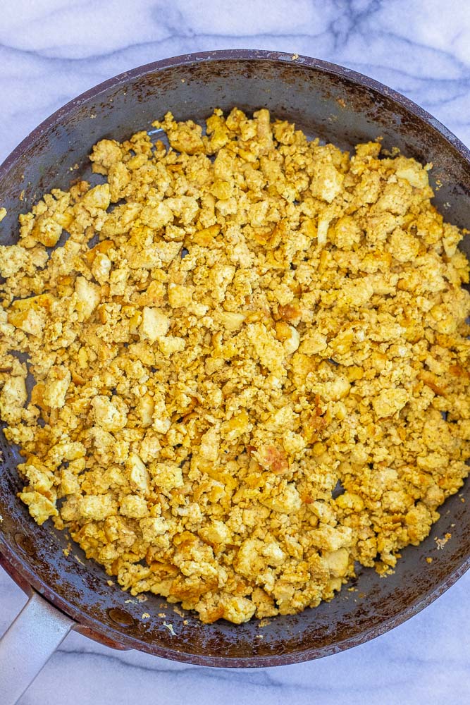 a pan of finished vegan tofu scramble