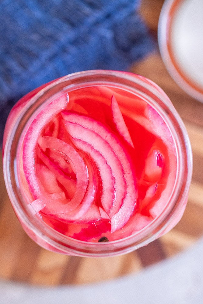 close up of easy pickled onions