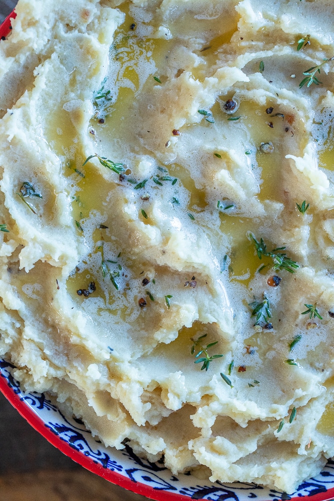 close up of mashed potatoes with butter