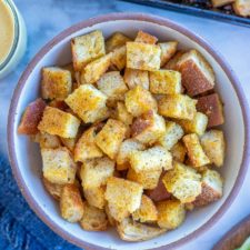 Homemade Croutons with Garlic and Herbs-image