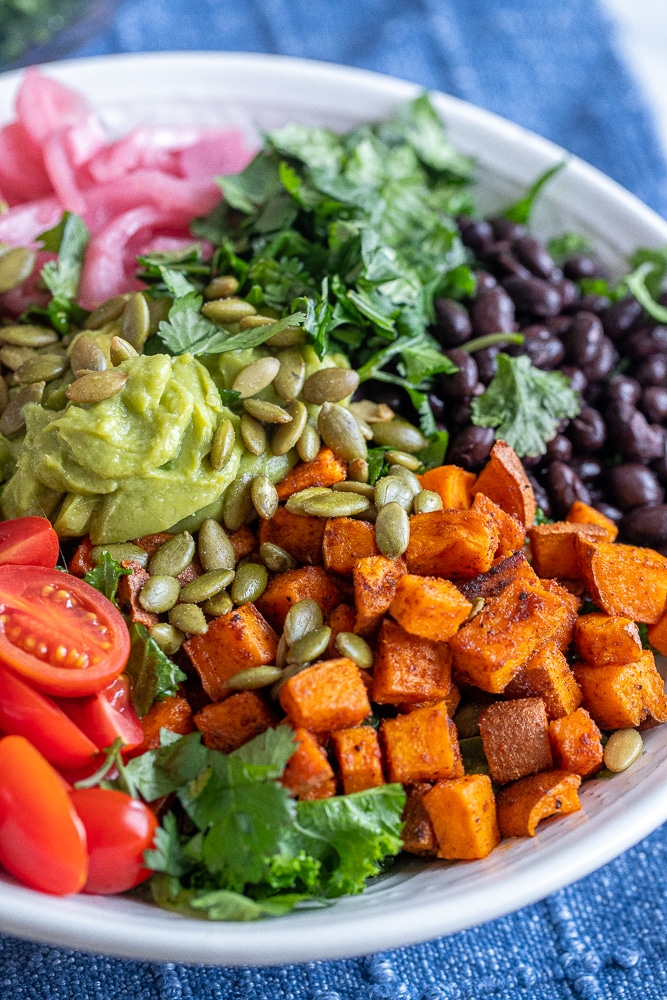 close up of roasted sweet potato kale salad