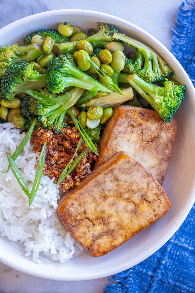 Easy fried tofu in a rice bowl with vegetables
