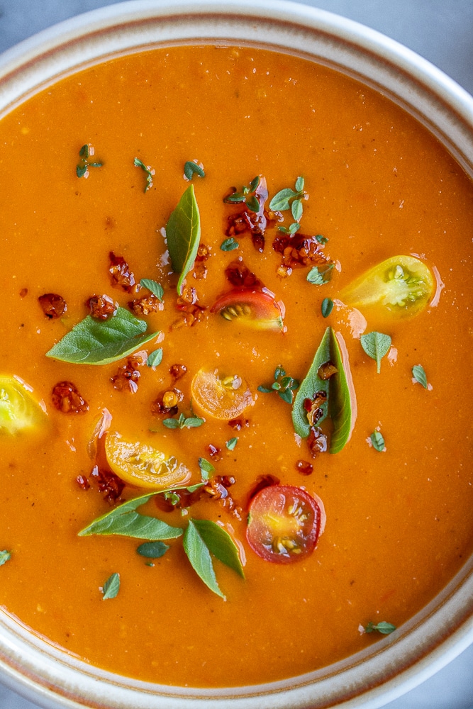 close up of a bowl of roasted tomato soup