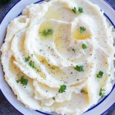 Garlic Herb Butter Mashed Potatoes-image