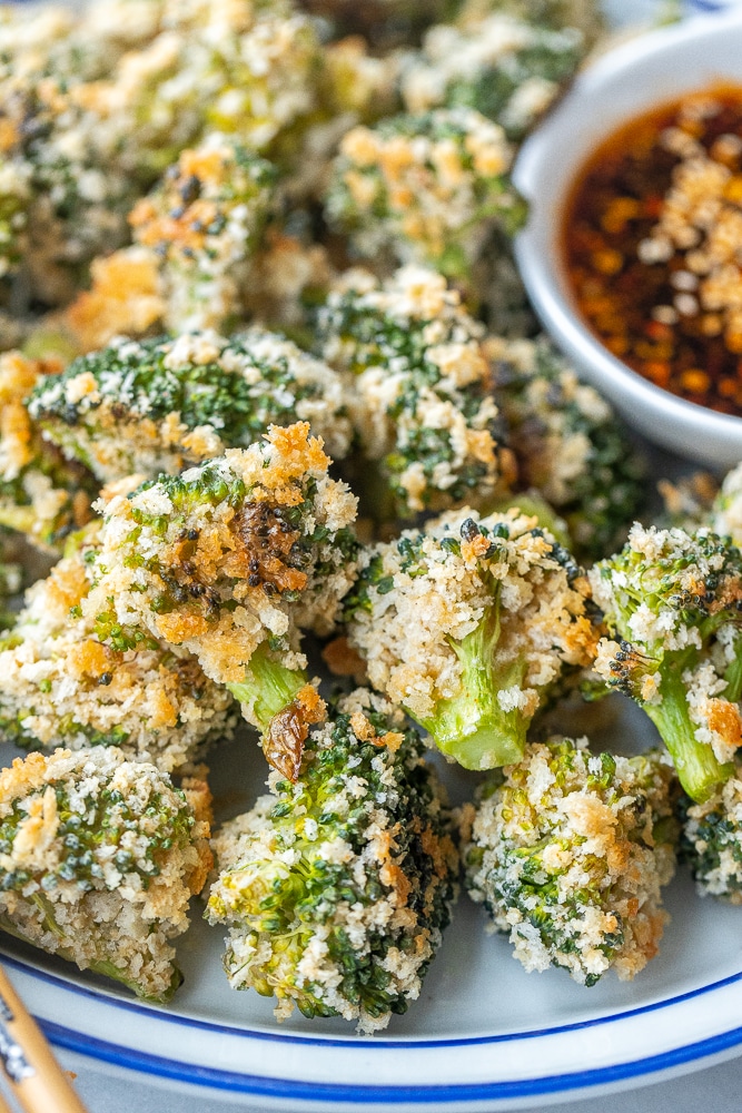 close up of panko baked crunchy broccoli with spicy soy sauce