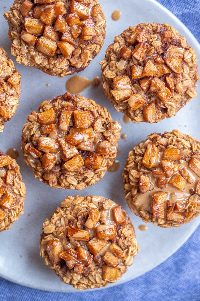 Peanut Butter Caramelized Apple Baked Oatmeal Cups on a plate