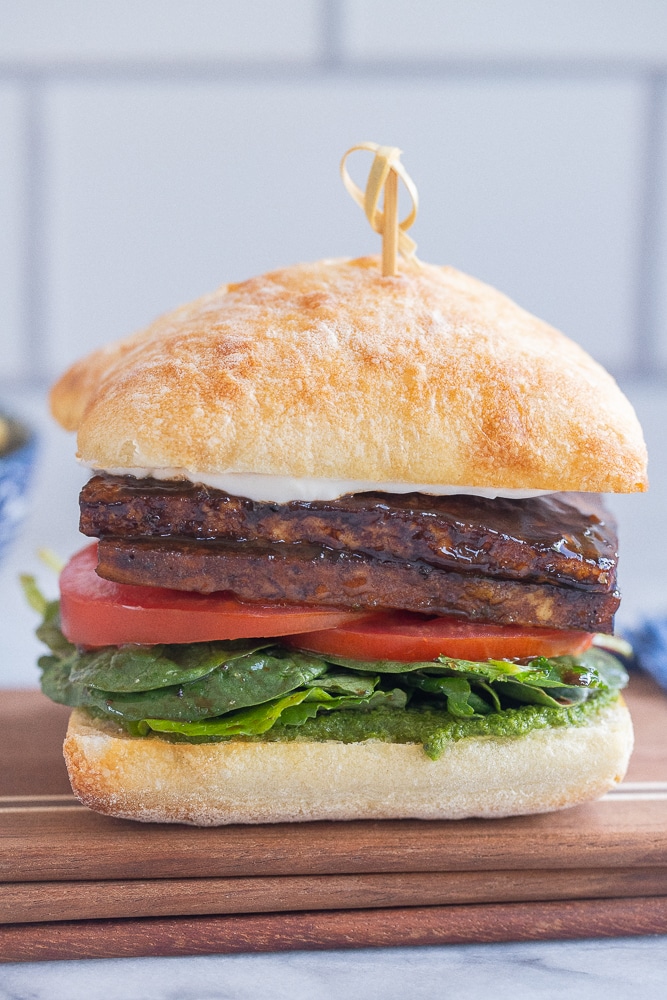 Balsamic Tofu Sandwich with Pesto, tomato and greens