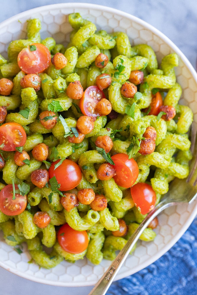 close up of a bowl of herby pasta with chickpeas