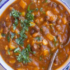Vegetarian Pumpkin Chili with Black Beans-image